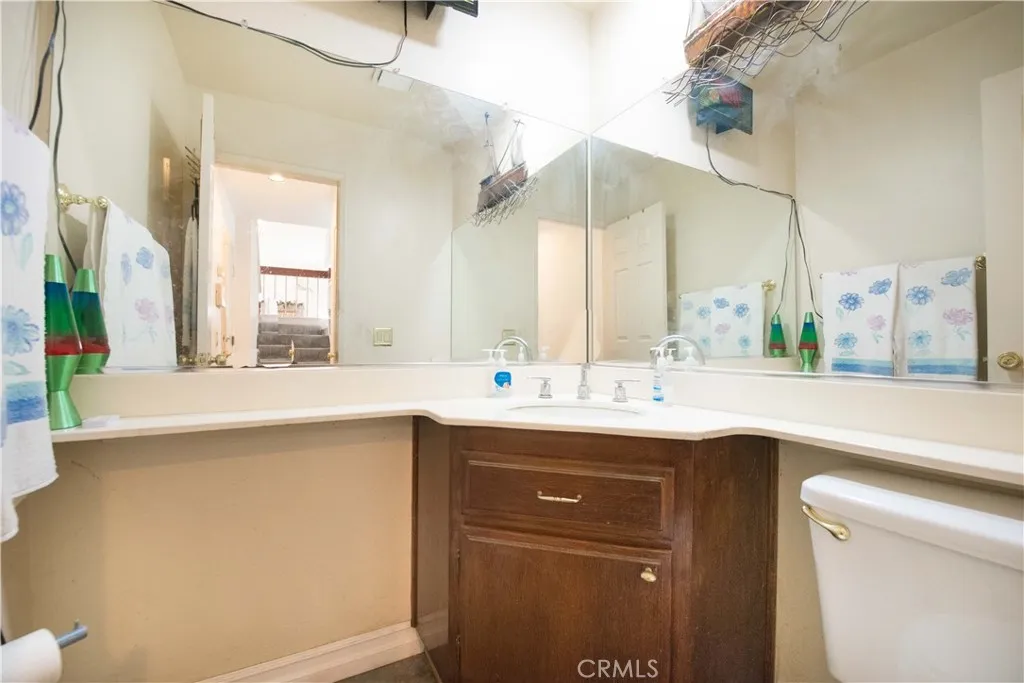 1741 Mojave View Circle, Corona, California 92882 home-pic-16